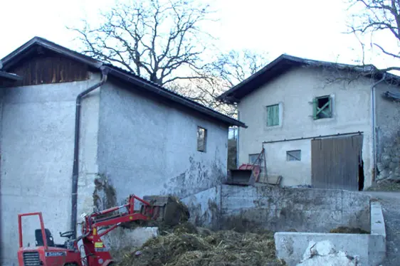 Fotogallery Beispiele nicht geeigneter Lagerstätten für Wirtschaftsdünger