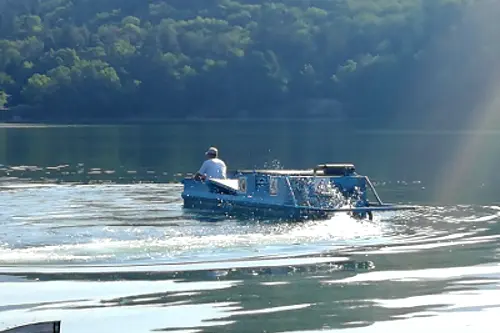 Barca falciatrice (Foto: Agenzia provinciale per l'ambiente e la tutela del clima)