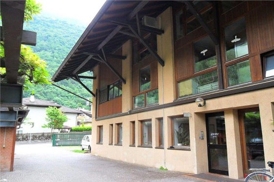 Palazzo provinciale in via Sottomonte 2, a Laives, dove ha sede il Laboratorio biologico (Foto: Agenzia provinciale per l'ambiente e la tutela del clima)