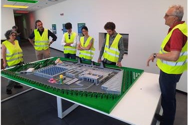 Il gruppo di Bolzano in visita all’interno dell’impianto FORSU Reggio Emilia (Foto: Appa Bolzano)