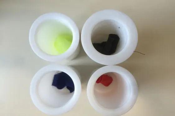 Proben von Farnstoffen für Orbitrap-Analyse (Foto: Landesagentur für Umwelt und Klimaschutz)