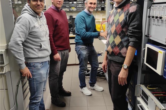 Die Experten des italienischen Referenzlabors für Luftqualität des ISPRA zu Besuch bei der Landesagentur für Umwelt und Klimaschutz; rechts Luca Verdi (Foto: Landesagentur für Umwelt und Klimschutz, C. Zanella)