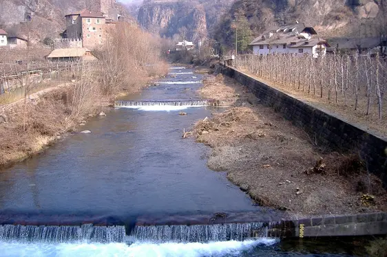 Revitalisierungsarbeiten an der Talfer vorher/nachher