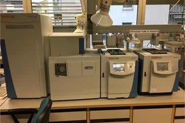 Strumentazione analitica all’avanguardia per l’analisi di inchiostri per tatuaggi in dotazione al Laboratorio Analisi alimenti e sicurezza dei prodotti dell’Agenzia provinciale per l’ambiente di Bolzano (Foto: Appa Bolzano)