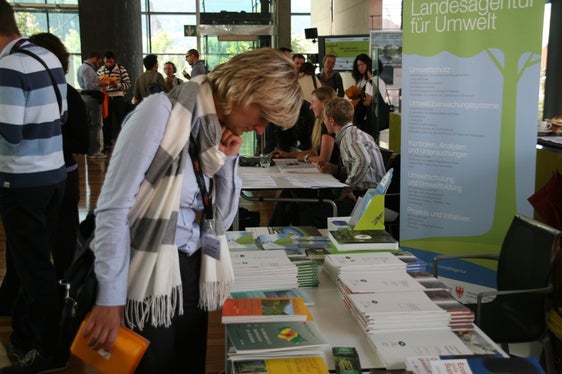 Stand3