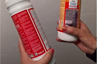 Con i nuovi criteri viene incentivato l’acquisto di prodotti di pulizia contrassegnati dai marchi ecologici Ecolabel, Blauer Engel e Nordic Swan.