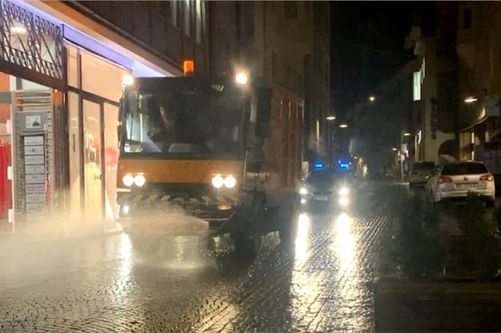 Desinfizierun von Straßenoberflächen und urbanen Freiflächen (Foto: GNews)