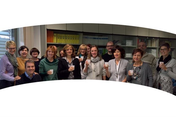 Die Webgruppe der Umweltagentur feiert die Veröffentlichung des neuen Webportals (Foto: Landesagentur für Umwelt, E. Bucher, 2016)