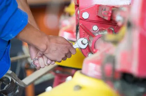 Landtechnikunterricht an der FS Salern Landtechnikunterricht an der FS Salern