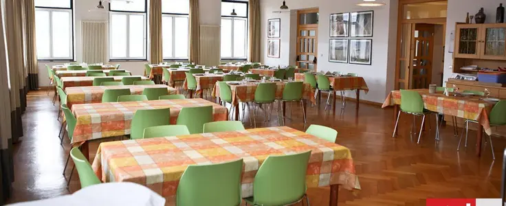 Der Speisesaal an der FS Salern Der Speisesaal an der FS Salern