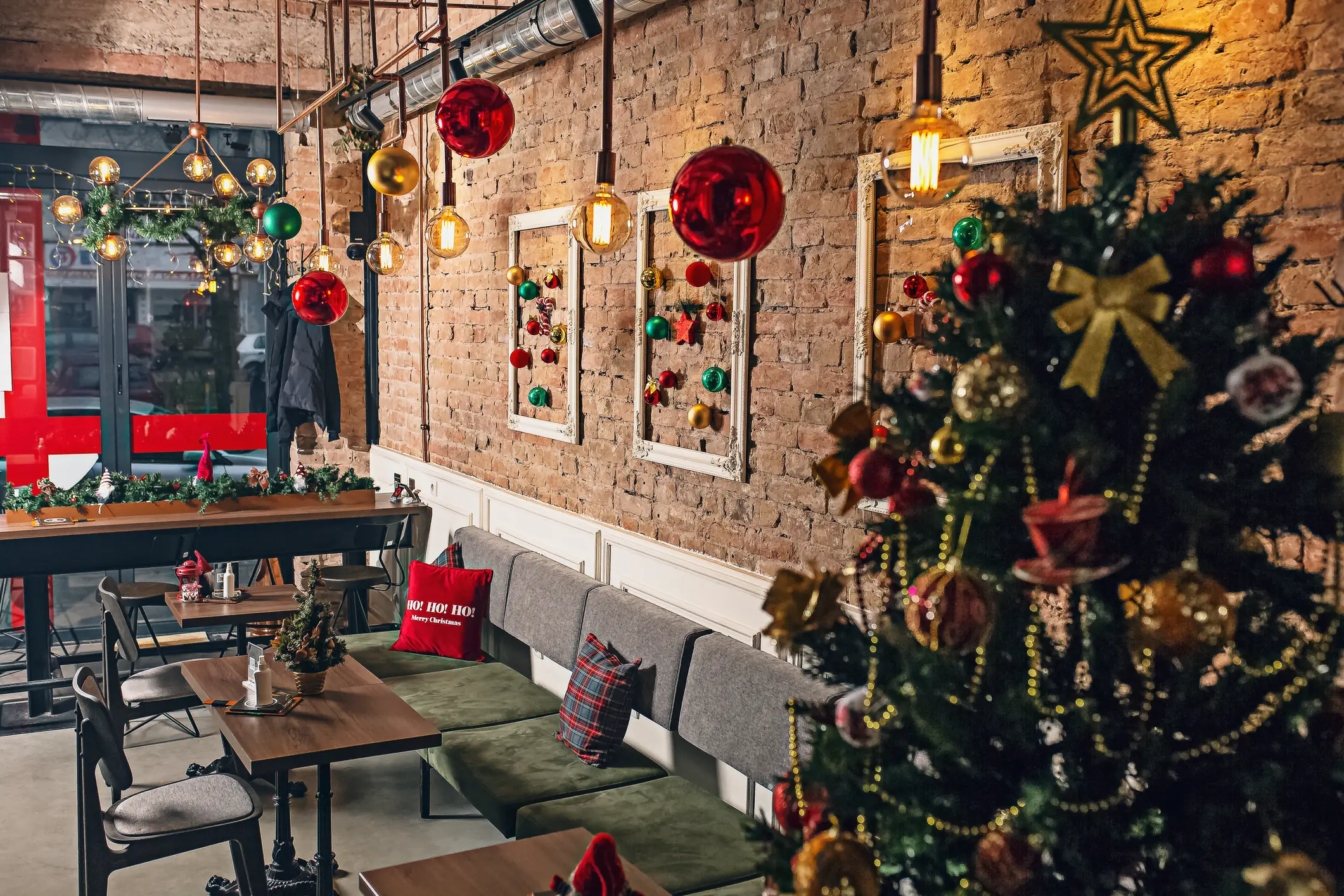 How to use the festive season to increase small business sales