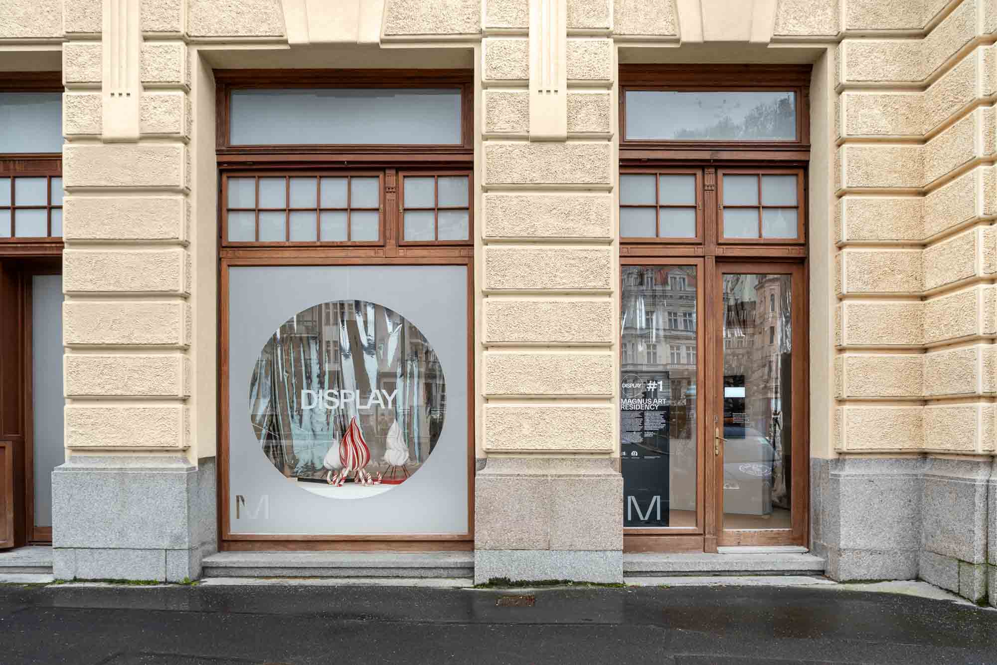 Série rozhovorů u příležitosti otevření galerie Display v Karlových Varech