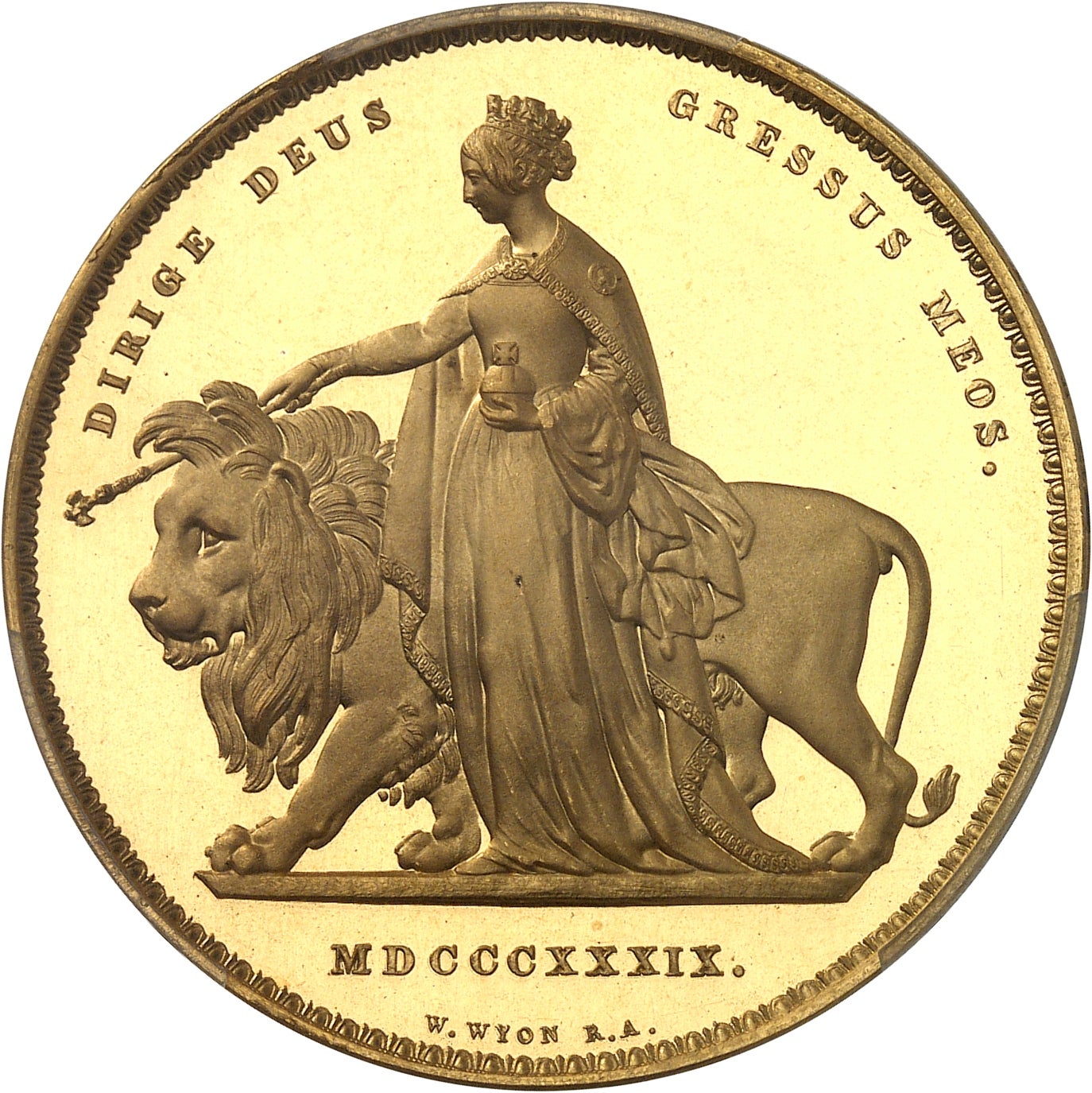 Královna Viktorie se lvem na aukci v Monaku