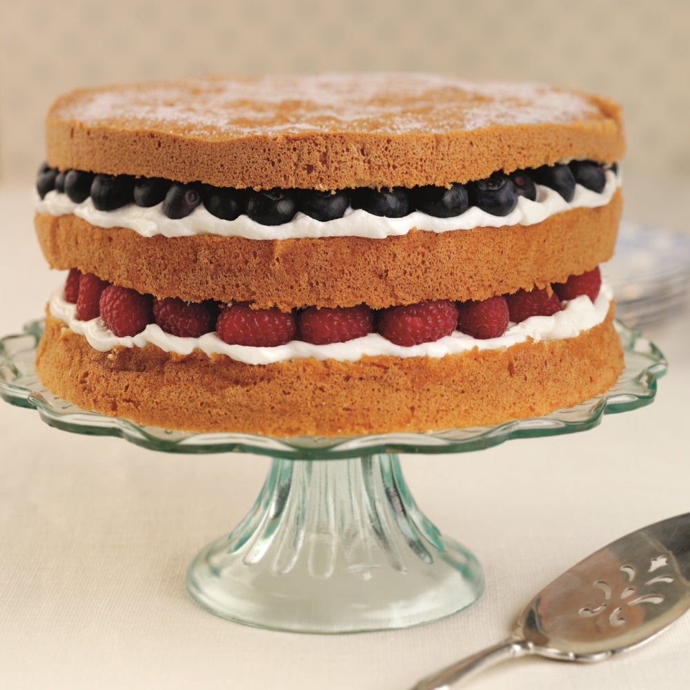How to Layer a Cake