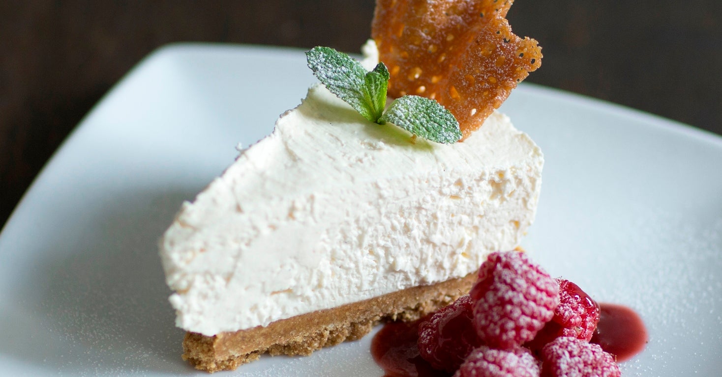 How to Stop a Cheesecake Top Cracking