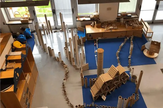 Aula delle Costruzioni: realizzare ponti immaginativi per fantasticare mondi futuri