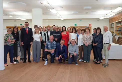 I 25 pensionati dal 01/09/2025, che hanno partecipato al saluto offerto dalla Scuola Ritz.