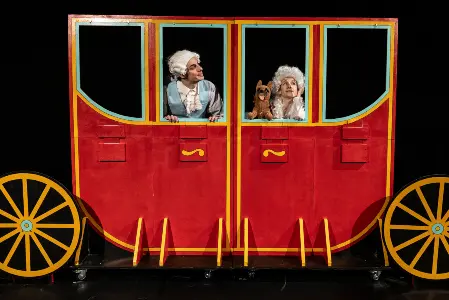 Famiglia Mozart in carrozza (foto: Lorenza Daverio)