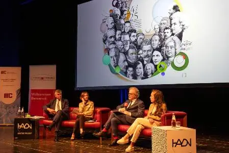 Conferenza stampa (foto: FHS)