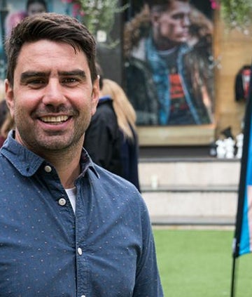A picture of Chris Bavin