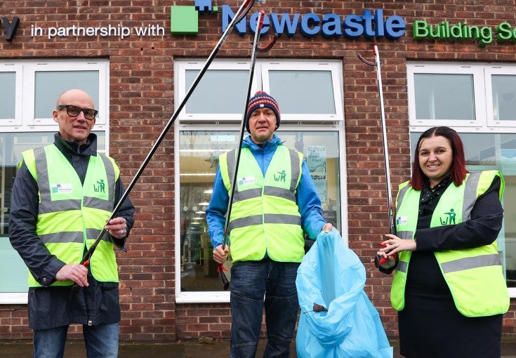 Community grant recipient, Keeping Yarm & Eaglescliffe Tidy, and Yarm Branch Manager, Carrieanne Wilford.
