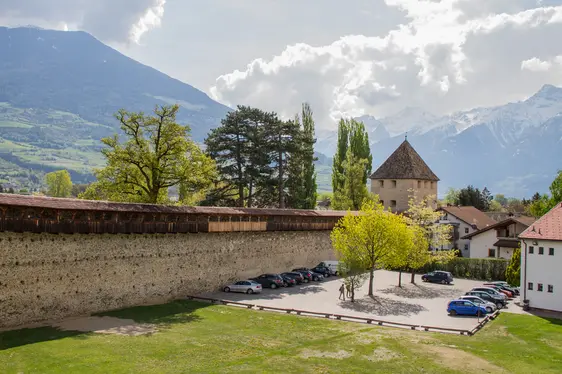 Schludernser Torturm, Außenansicht. Foto Glurns Marketing