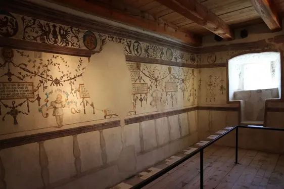 Castel Giovo. Foto Oskar Verant