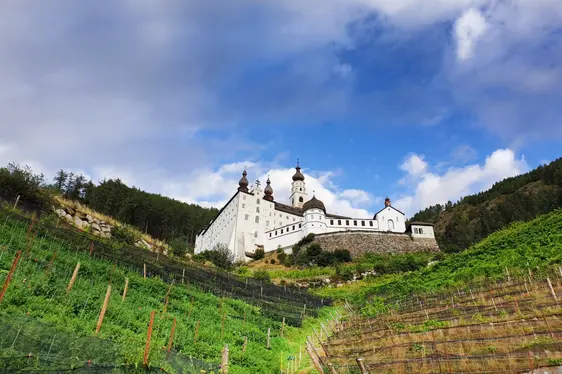 Abbazia di Marienberg, veduta esterna. Foto Abbazia di Marienberg