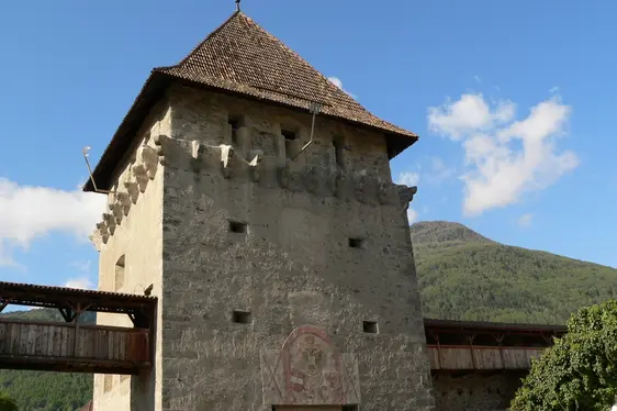 Kirchtorturm Paul Flora. Foto Glurns Marketing