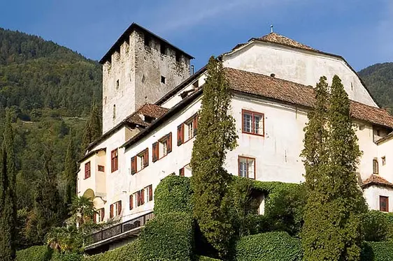 Castel Monteleone, veduta esterna. Foto Ludwig Thalheimer