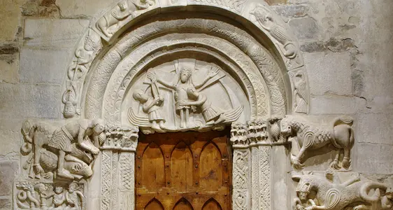 Schloss Tirol, Kapellenportal. Foto Frank Wing