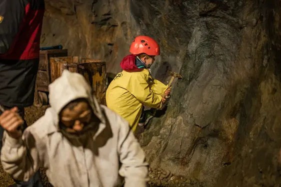 Predoi, Avventura in galleria. Foto Armin Terzer