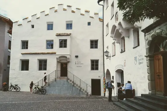 Museo dei costumi tradizionali di Castelrotto nella storica Residenza Lächler. Foto Associazione Pro Museo Castelrotto