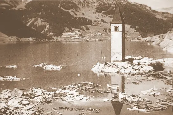 Museo Alta Val Venosta, fotografia storica. Archivio fotografico Comune di Curon Venosta