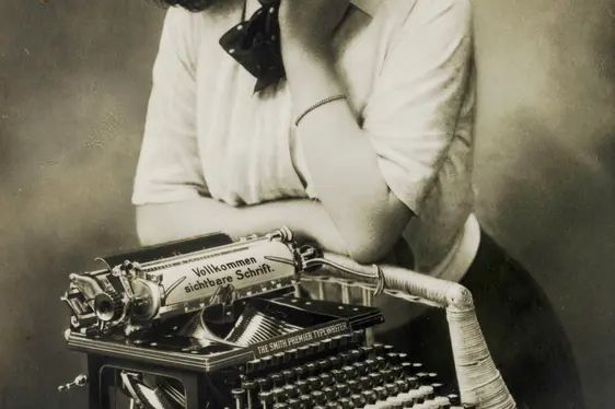 Cartolina pubblicitaria della macchina da scrivere Smith Premier No. 10. Foto Museo delle macchine da scrivere