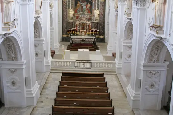 Chiesa abbaziale. Foto Abbazia di Marienberg