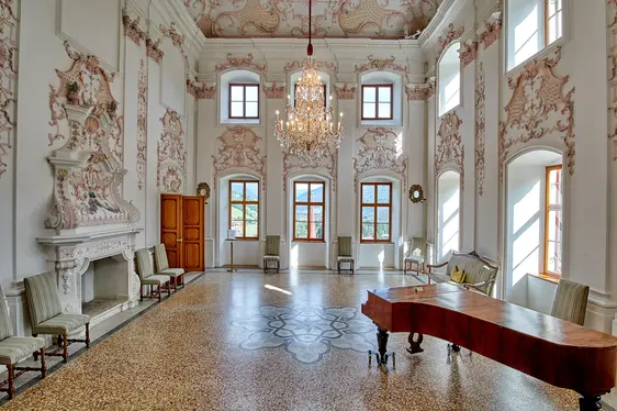 Castel Wolfsthurn, sala da ballo. Foto Hermann Maria Gasser