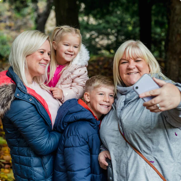 Inner Page Square 06.jpg