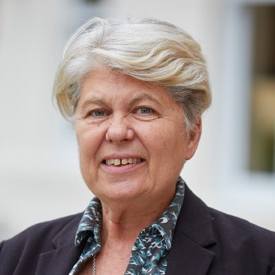 Head and shoulder profile image of Barbara Brownlee, SNG Board member
