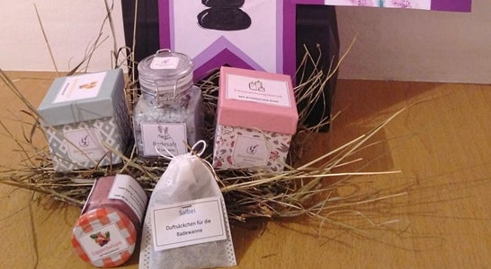 Zukunftspläne der diplomierten Fachkräfte 4. Klasse Foto: FS Tisens Zukunftspläne der diplomierten Fachkräfte 4. Klasse Foto: FS Tisens