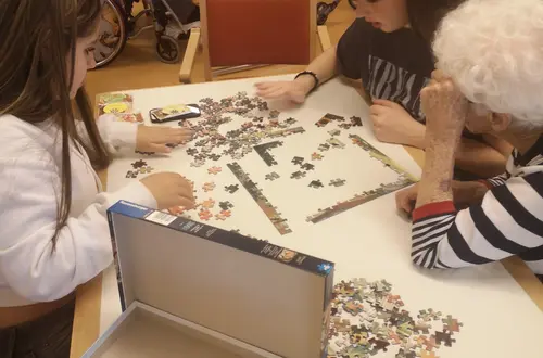 Talente und Neigungen: Besuch im Altersheim Tisens. Foto: FS Tisens Talente und Neigungen: Besuch im Altersheim Tisens. Foto: FS Tisens