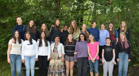 Das erste Jahr, ein Orientierungsjahr, 1.Klasse Schulabschluss 2025 Foto: FS Tisens Das erste Jahr, ein Orientierungsjahr, 1.Klasse Schulabschluss 2025 Foto: FS Tisens