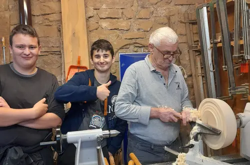 Besuch beim Drechsler Foto: FS Tisens Besuch beim Drechsler Foto: FS Tisens