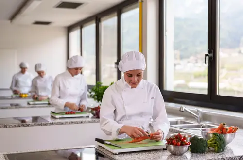 Lehrküche. Foto: René Gamper Lehrküche. Foto: René Gamper