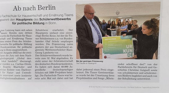 Preisverleihung des Wettbewerbs politische Bildung. Foto: FS Tisens Preisverleihung des Wettbewerbs politische Bildung. Foto: FS Tisens