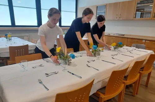 Wir laden ein- Feier Summer on the beach. Foto: FS Tisens Wir laden ein- Feier Summer on the beach. Foto: FS Tisens