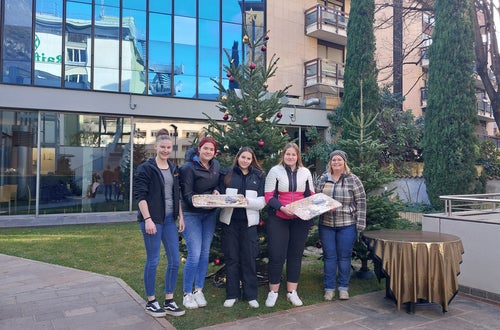 Weihnachtskekse für den Raiffeisenverband. Foto: Raiffeisenverband Südtirol Weihnachtskekse für den Raiffeisenverband. Foto: Raiffeisenverband Südtirol