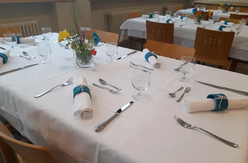 Wir laden ein- Feier Summer on the beach. Foto: FS Tisens Wir laden ein- Feier Summer on the beach. Foto: FS Tisens