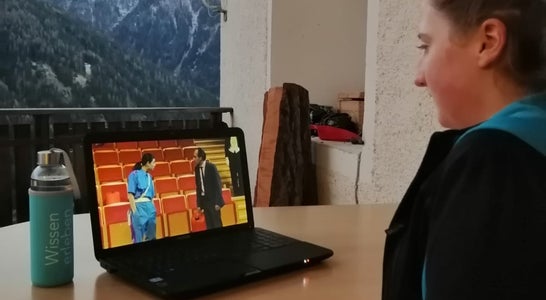 Theatertag online: Unterholzner Marion, Schülerin der Fachschule Tisens Theatertag online: Unterholzner Marion, Schülerin der Fachschule Tisens