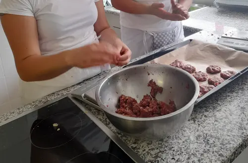 Wir laden ein- Feier Summer on the beach. Foto: FS Tisens Wir laden ein- Feier Summer on the beach. Foto: FS Tisens